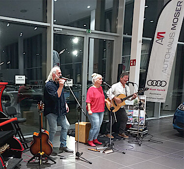 Auftritt der Band Once-a-Week Auftritt der Band Once-a-Week